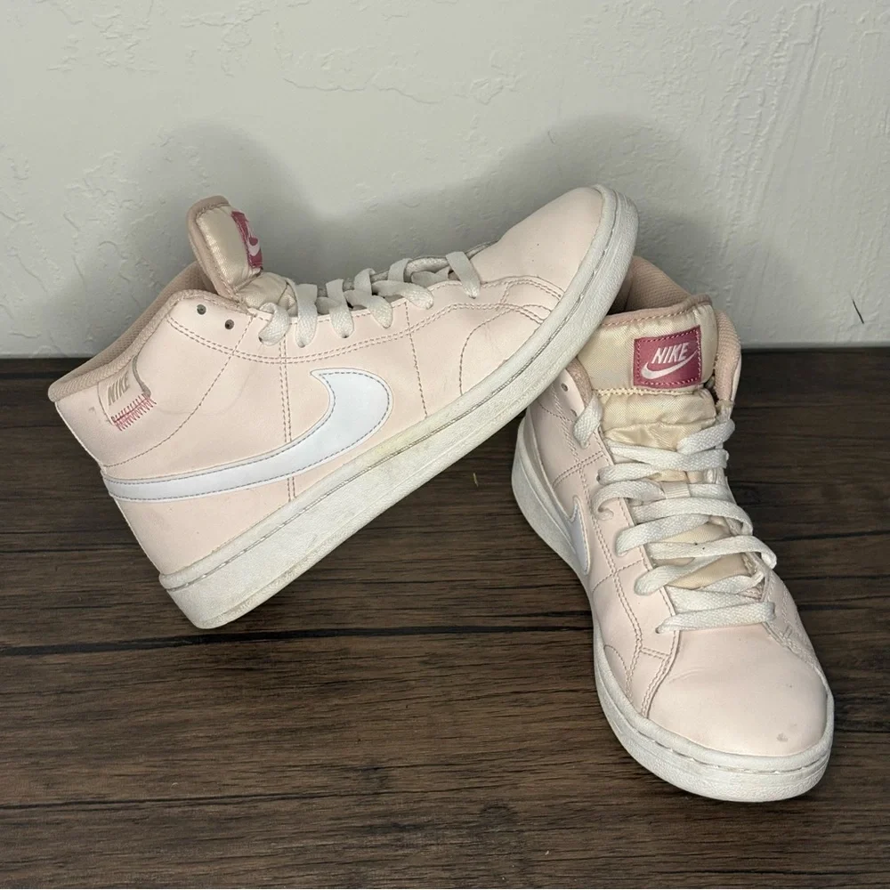 Womens Size 7 Nike Court Royale 2‎ Mid Soft Pink White Casual FD0286 600